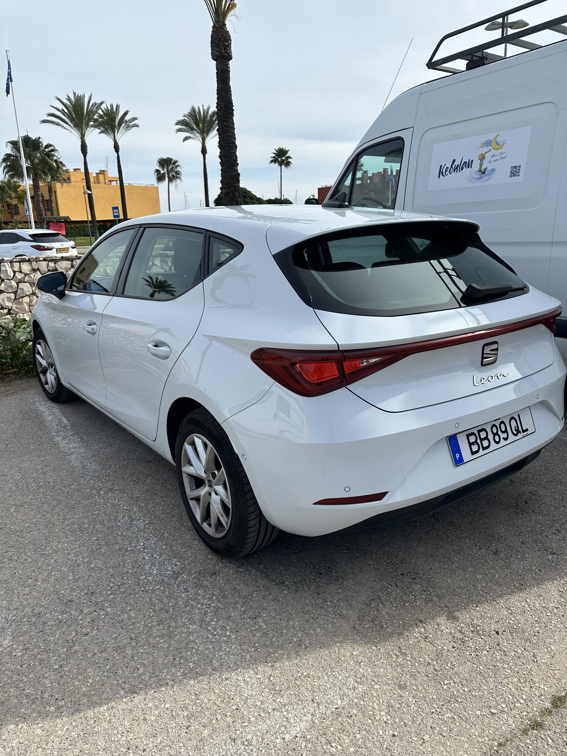 DA26FE94-D8A2-47B0-B462-D8B0B47A4327